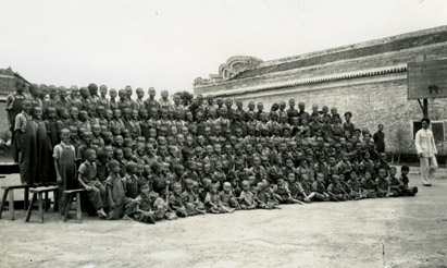 300 Children in War Orhanage