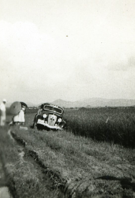 Sr James' Ford V8 Car